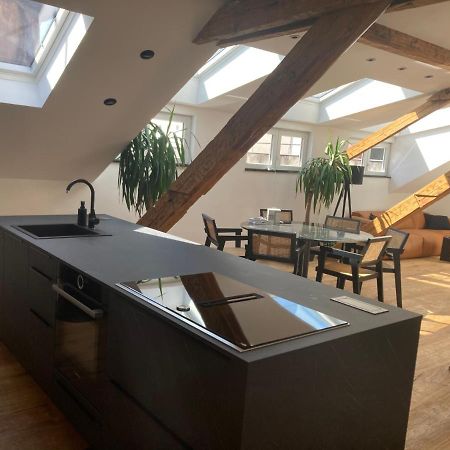 Split Rooftop Loft Luaran gambar