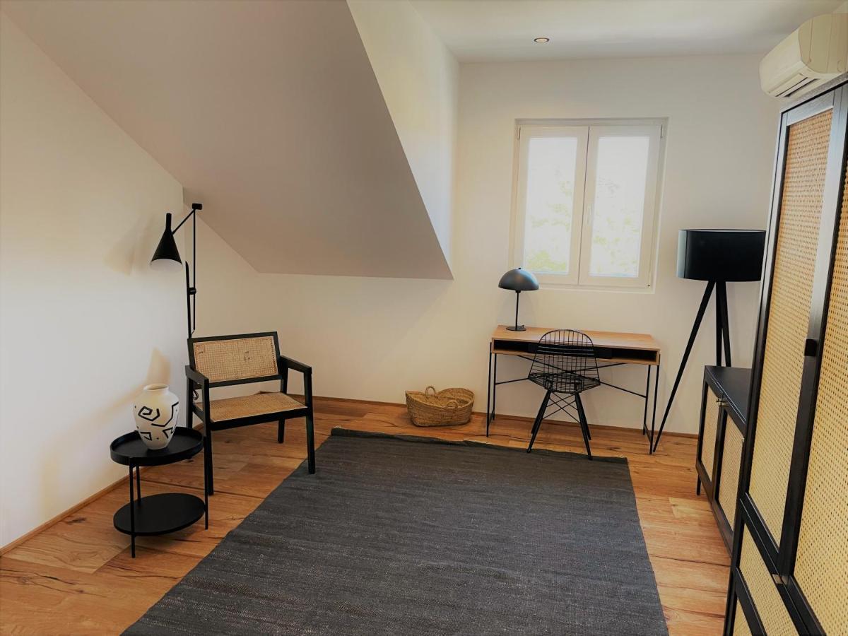 Split Rooftop Loft Luaran gambar