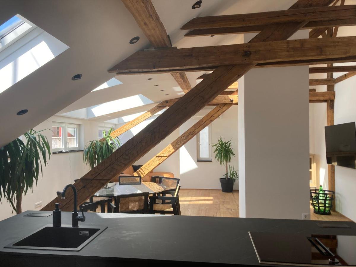 Split Rooftop Loft Luaran gambar
