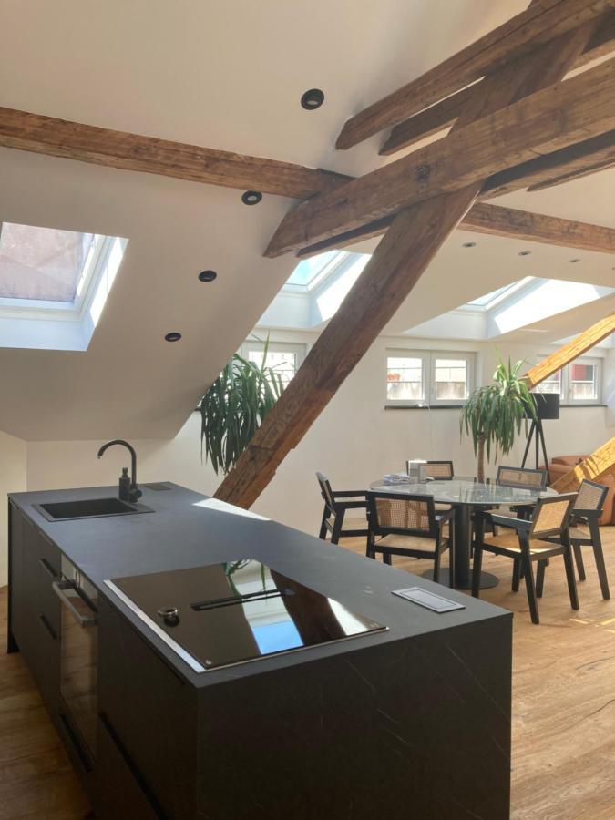 Split Rooftop Loft Luaran gambar