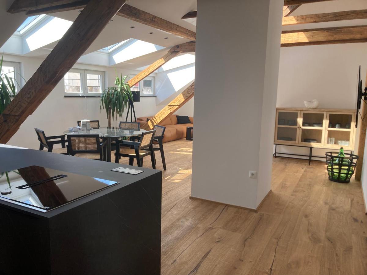 Split Rooftop Loft Luaran gambar